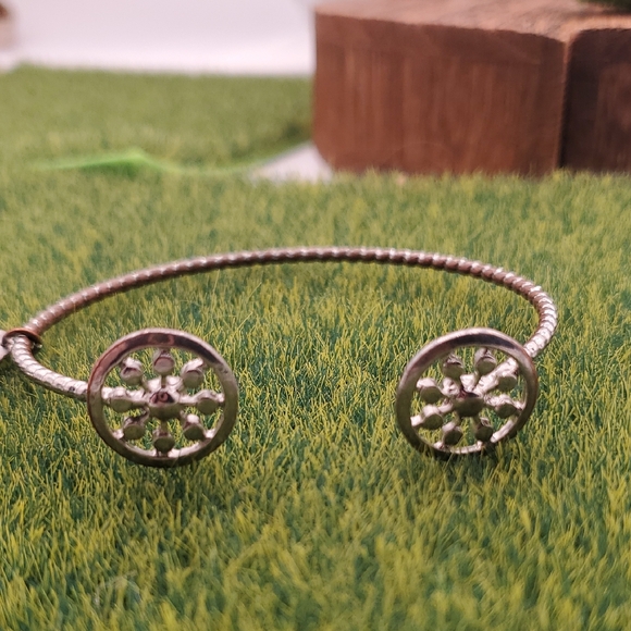 marilyn schiff Jewelry - Maryln Schiff Elegant Silver Tone Filigree Open Cuff Bracelet B3404